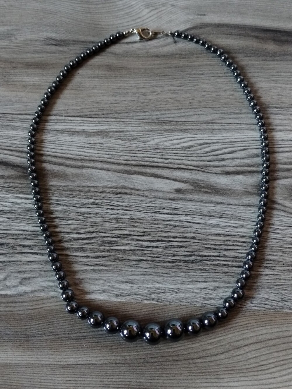 Graduated Hematite Bead Necklace